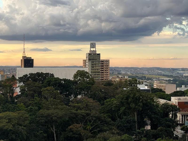 Flat Luxo Premium - Londrina Flat Hotel - 43M² #Garagemgratis ภายนอก รูปภาพ