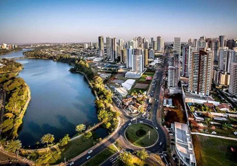 Flat Luxo Premium - Londrina Flat Hotel - 43M² #Garagemgratis ภายนอก รูปภาพ